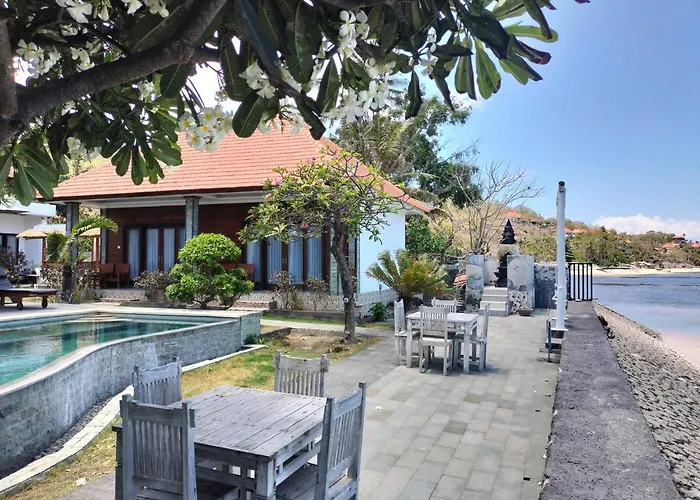 Lodge Juan With Ocean View Batununggul