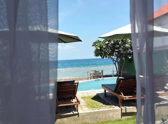 Juan With Ocean View Lodge Batununggul